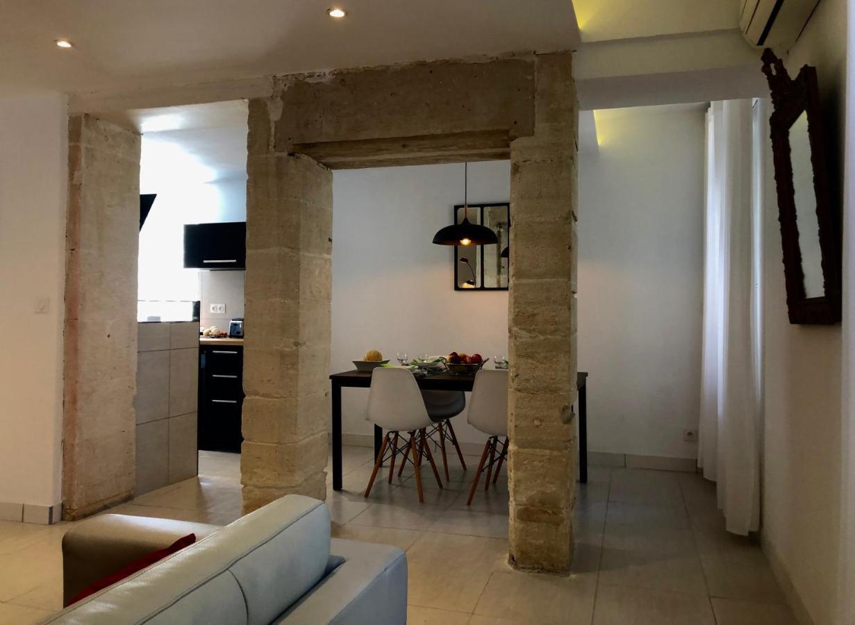 Le 26 Apartment Nimes Luaran gambar